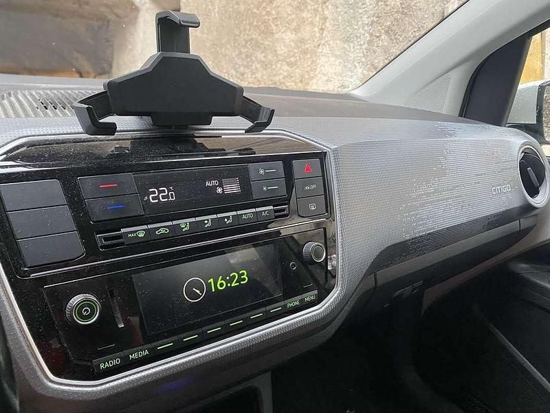 Usata Skoda Citigo-e IV Style 61 kW (83 CV) 2020 Bianco Utilitaria