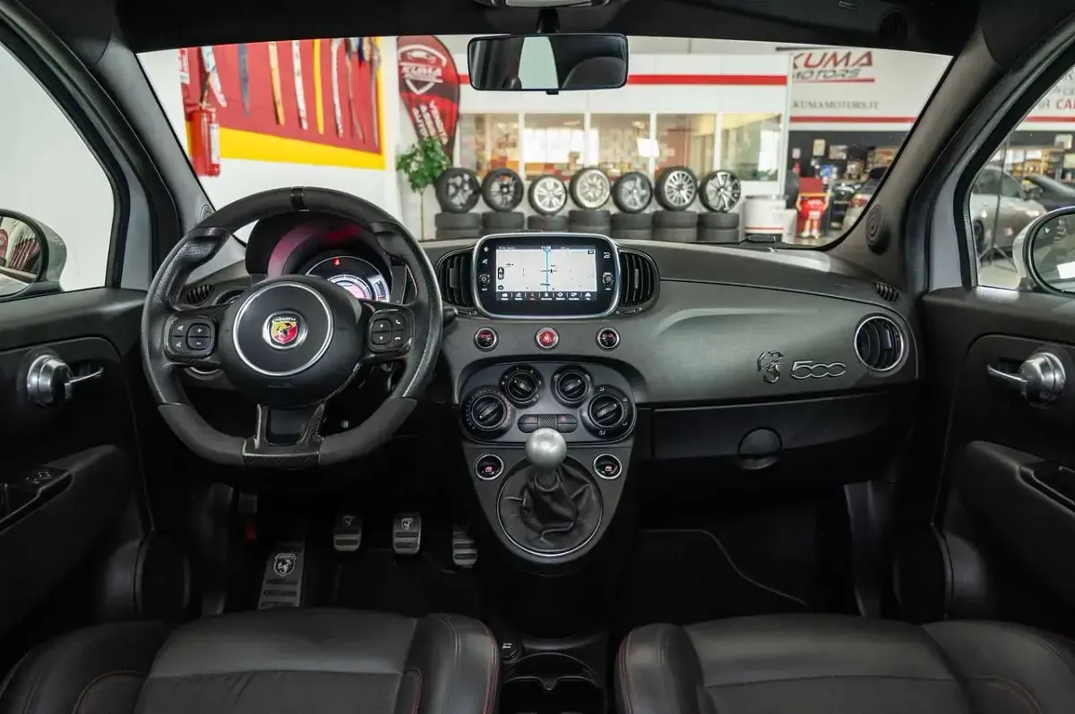 Usata Abarth 595 Esseesse 179 CV (131 kW) 2019 Grigio campovolo 676/a Utilitaria