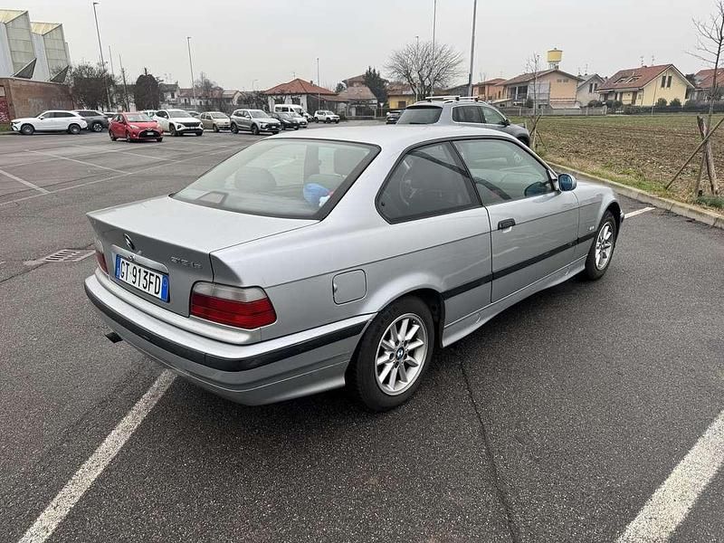 Usata BMW 318 140 CV (102 kW) 1998 Coupé