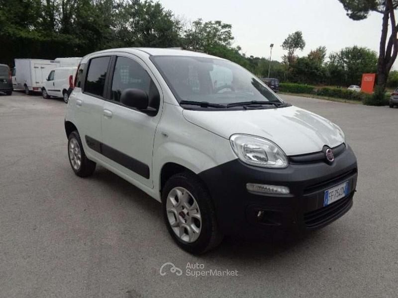 Usata Fiat Panda 4x4 Pop 80 CV (58 kW) 2016 Bianco Utilitaria