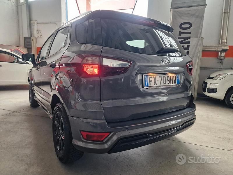 Usado Ford Ecosport ST-Line 100 HP (73 kW) 2019 Cinzento SUV