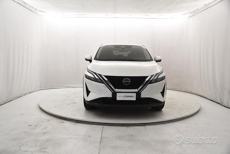 Usata Nissan Qashqai N-Connecta 140 CV (102 kW) 2023 Bianco SUV