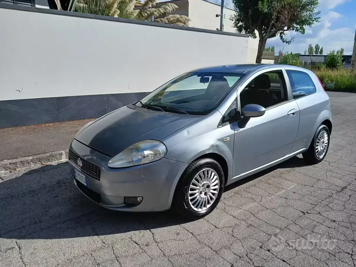 Usata Fiat Grande Punto Dynamic 95 CV (69 kW) 2007 Utilitaria