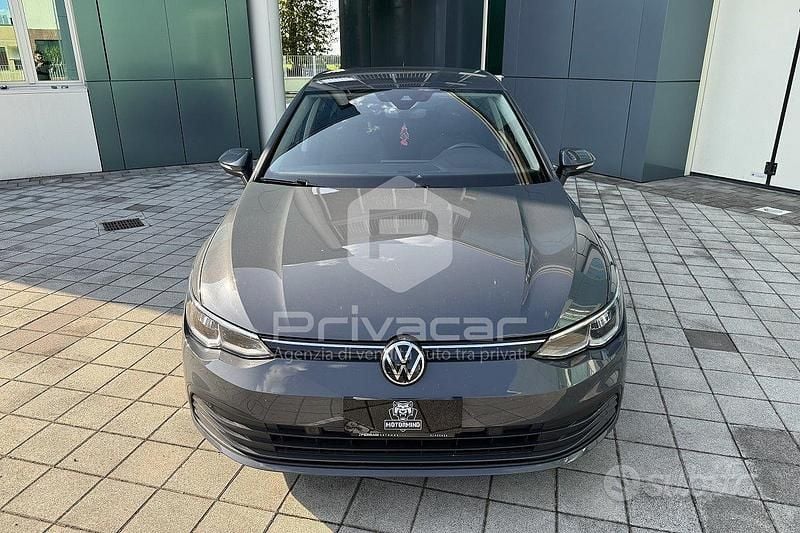 Usata VW Golf VIII Style 116 CV (85 kW) 2021 Grigio Utilitaria