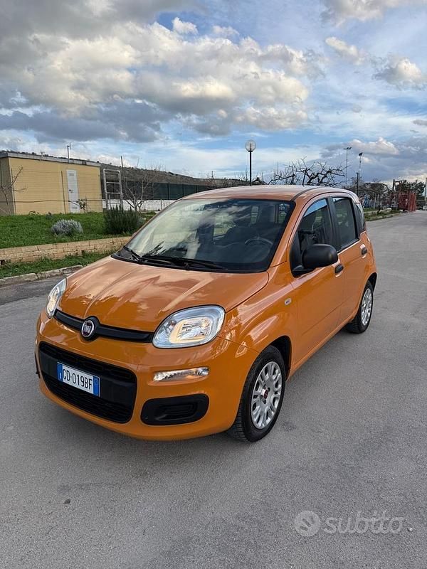 Usata Fiat Panda Connect 69 CV (50 kW) 2020 Arancione Utilitaria