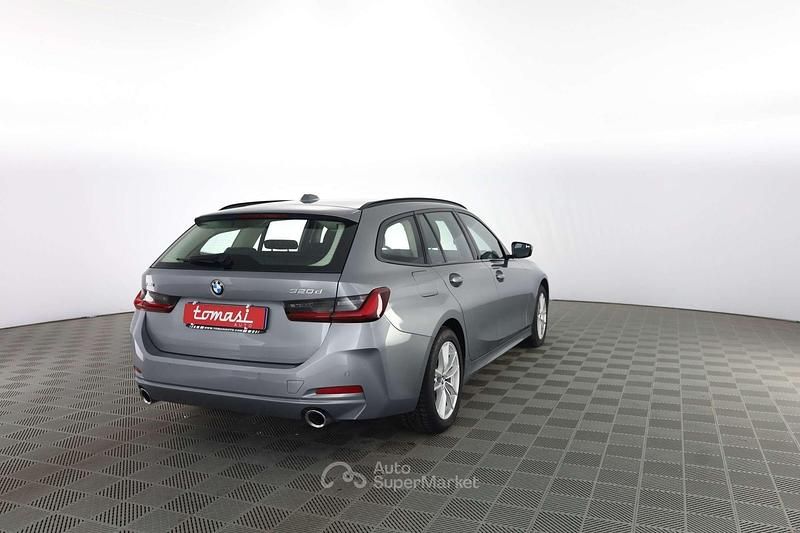 Usata BMW 320 Efficient Dynamics 190 CV (139 kW) 2023 Gray Station wagon