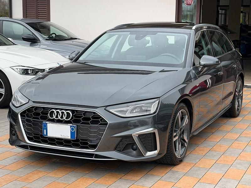Usata Audi A4 S-Line 136 CV (100 kW) 2021 Grigio Station wagon
