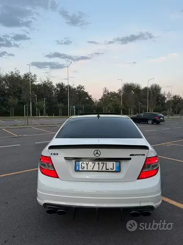 Usata Mercedes C63 AMG AMG 457 CV (336 kW) 2025 Bianco Berlina
