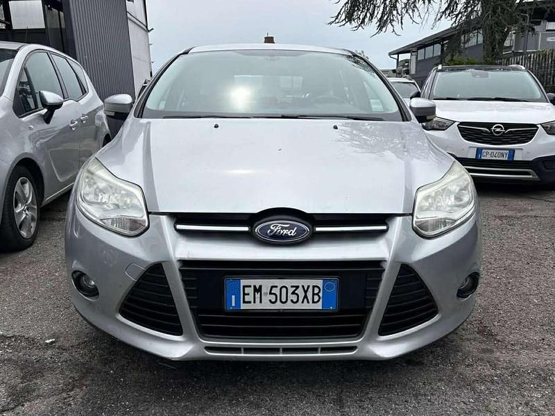 Usata Ford Focus Titanium 125 CV (91 kW) 2012 Argento Berlina