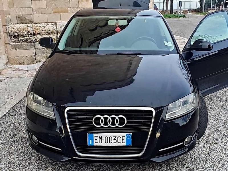 Usata Audi A3 Ambition 105 CV (77 kW) 2011 Nero Utilitaria