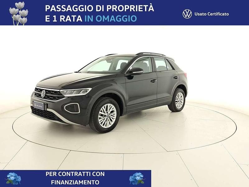 Usata VW T-Roc Life 150 CV (110 kW) 2023 Deep black perlato SUV