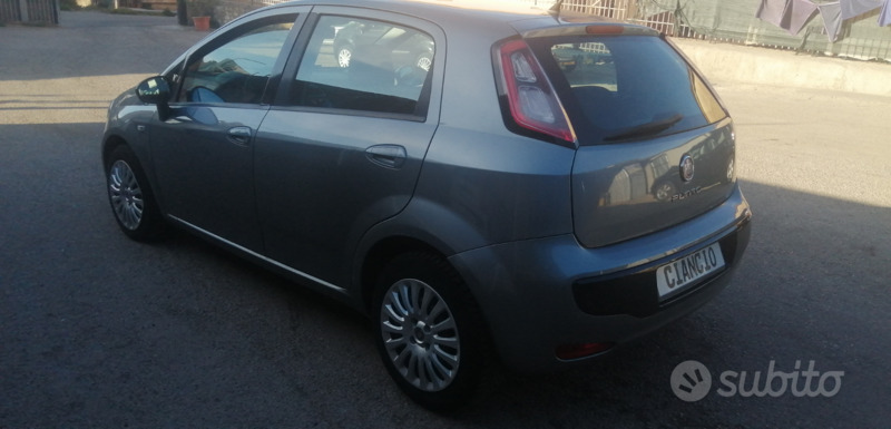 Usato 2011 Fiat Punto Evo 1.2 Diesel 85 CV (4.990 €)