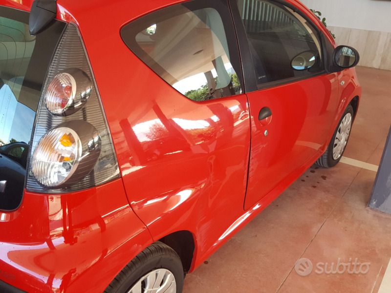 Usata Citroën C1 68 CV (50 kW) 2008 Rosso Utilitaria