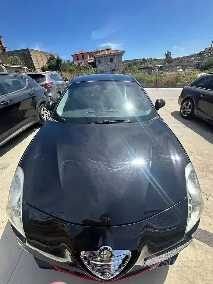 Usata Alfa Romeo Giulietta 105 CV (77 kW) 2012 Nero Utilitaria