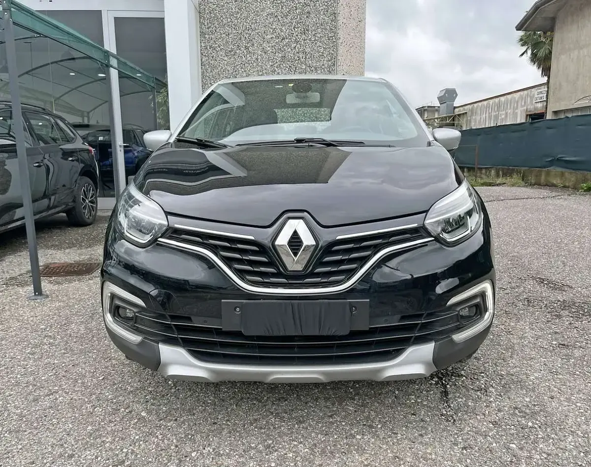Usata Renault Captur Intens 110 CV (80 kW) 2018 Nero etoilé SUV