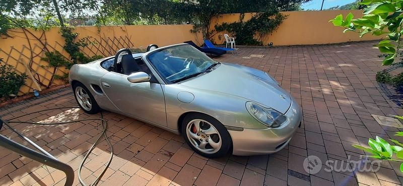 Usata Porsche Boxster 252 CV (185 kW) 2001 Grigio Cabrio