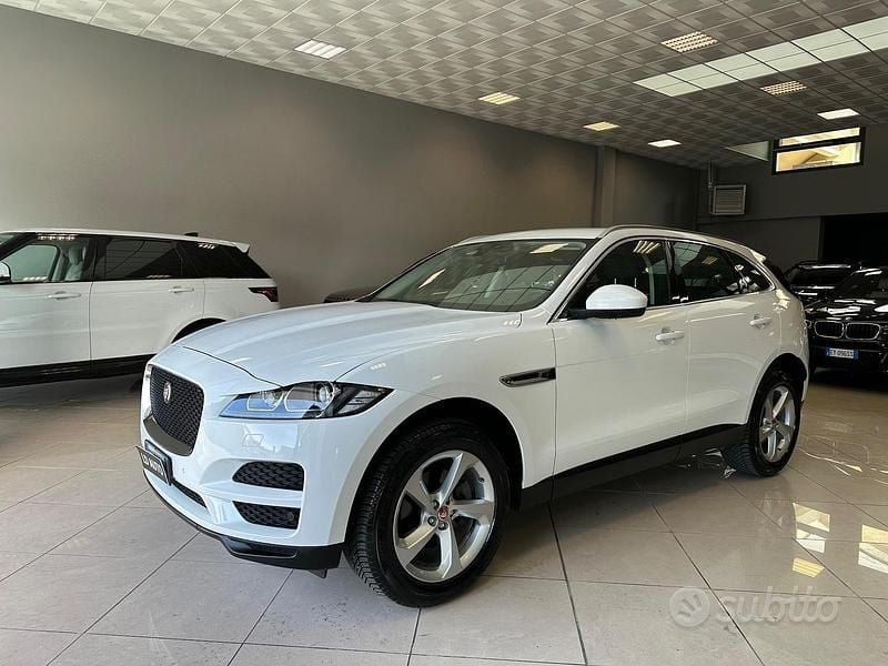 Usata Jaguar F-Pace Portfolio 180 CV (132 kW) 2019 Bianco SUV