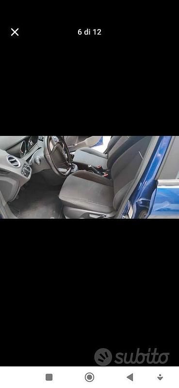 Usata Ford Fiesta 2017 Blu Berlina