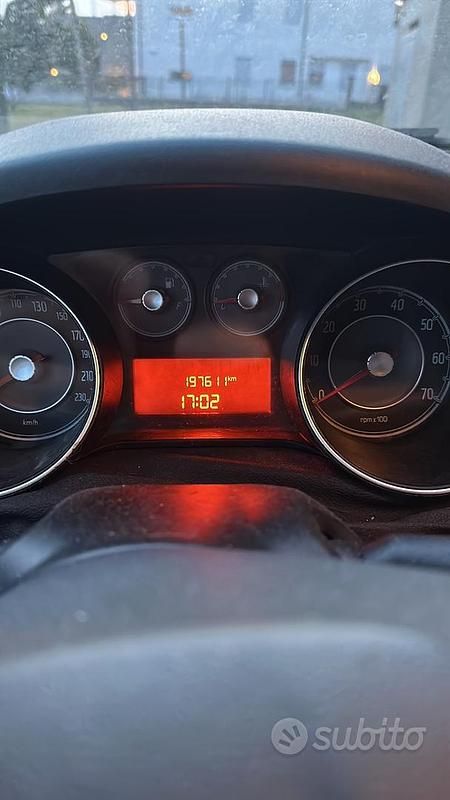 Usata Fiat Grande Punto 2010 Bianco Utilitaria