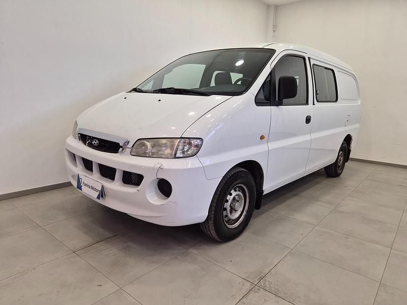 Usata Hyundai H-1 101 CV (74 kW) 2000 Bianco Monovolume