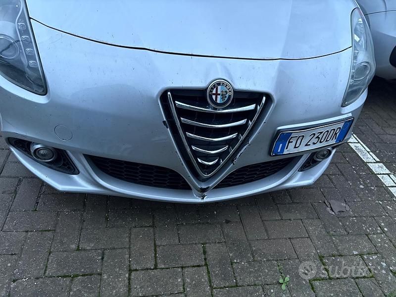 Usata Alfa Romeo Giulietta 120 CV (88 kW) 2016 Grigio