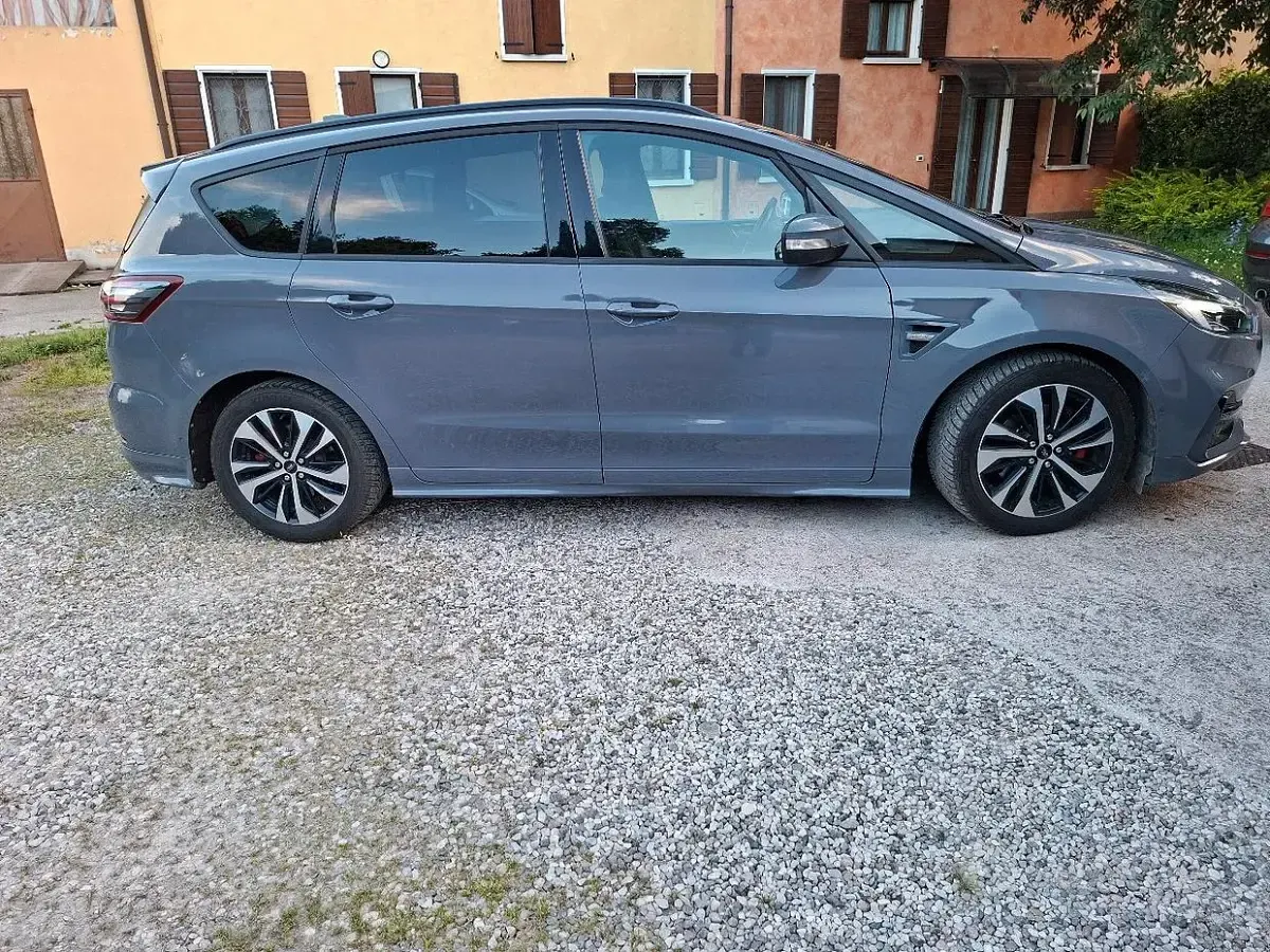 Usata Ford S-MAX ST-Line 2020 Grigio Monovolume