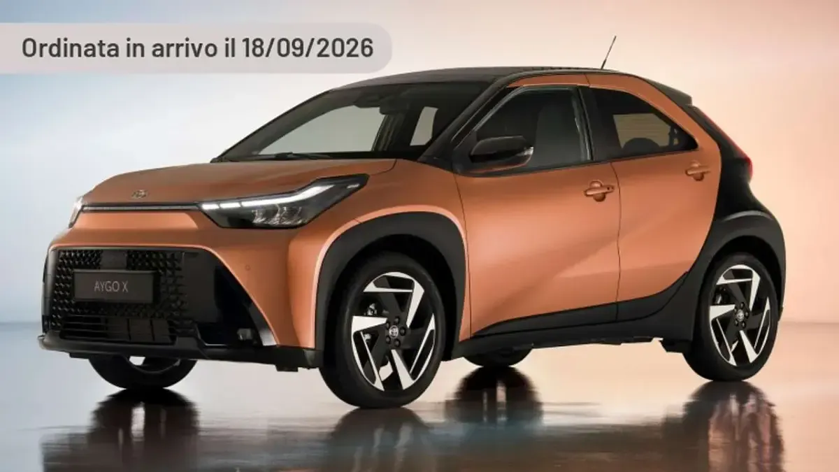 Nuova Toyota Aygo X Sport 116 CV (85 kW) 2025 Argento SUV