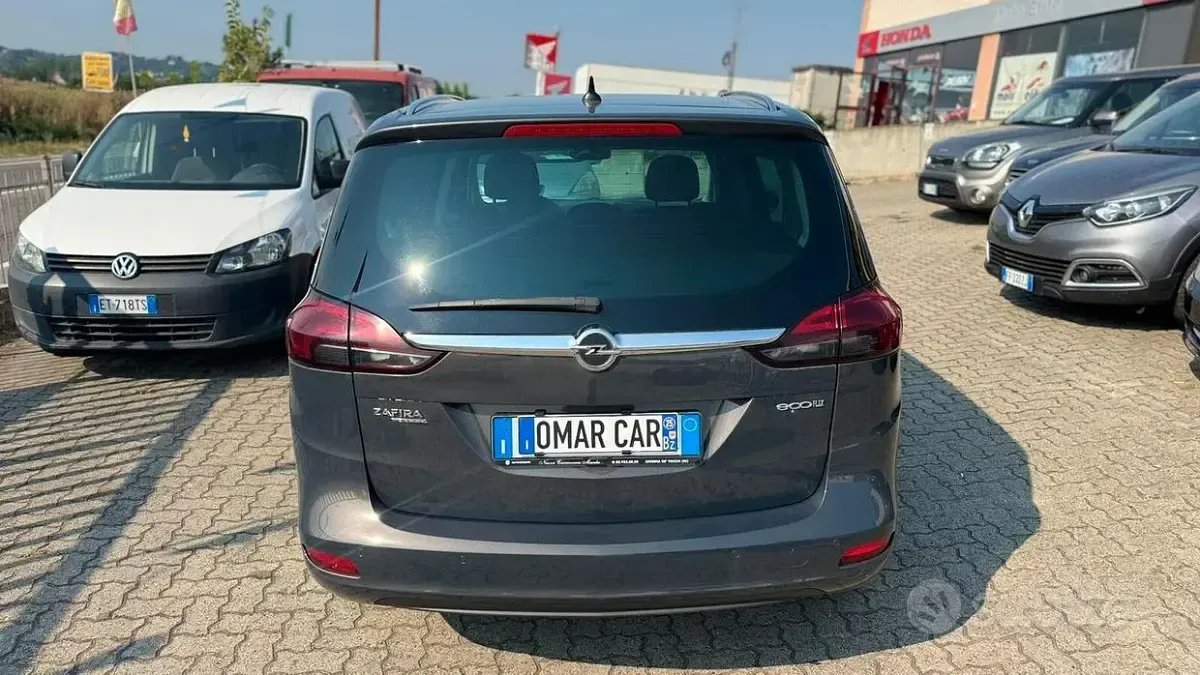 Usata Opel Zafira Tourer 120 CV (88 kW) 2015 Grigio Monovolume