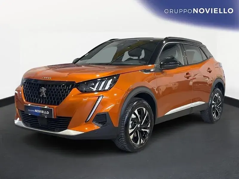 Usado Peugeot 2008 GT 131 CV (96 kW) 2023 SUV