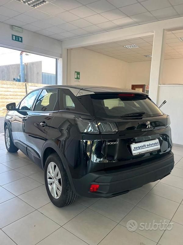 Usata Peugeot 3008 Active 131 CV (96 kW) 2022 Nero Berlina