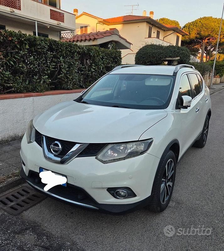 Usata Nissan X-Trail Acenta Premium 130 CV (95 kW) 2015 Bianco SUV