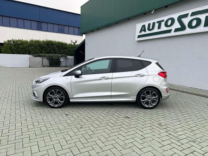 Usata Ford Fiesta ST-Line 101 CV (74 kW) 2021 Argento Utilitaria