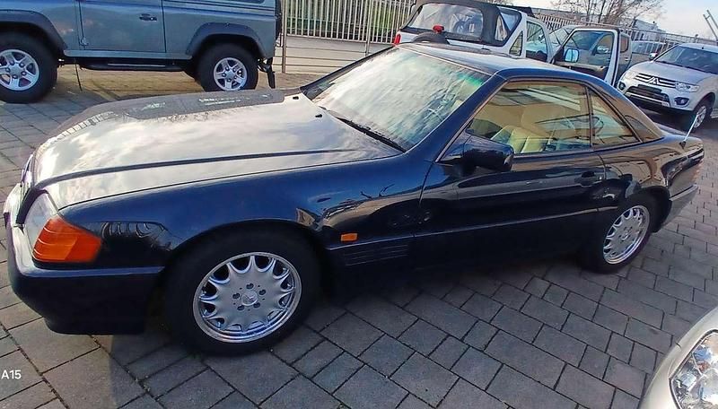 Usata Mercedes SL320 231 CV (169 kW) 1994 Vernice pastello Cabrio
