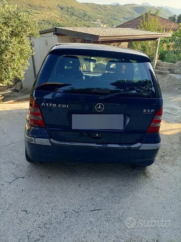 Usata Mercedes A170 95 CV (69 kW) 2003 Blu Berlina