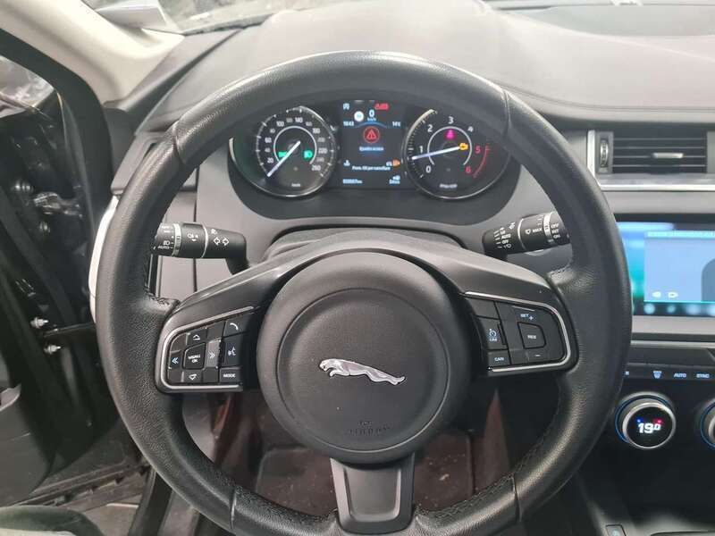 Usata Jaguar E-Pace 179 CV (131 kW) 2019 Grigio SUV