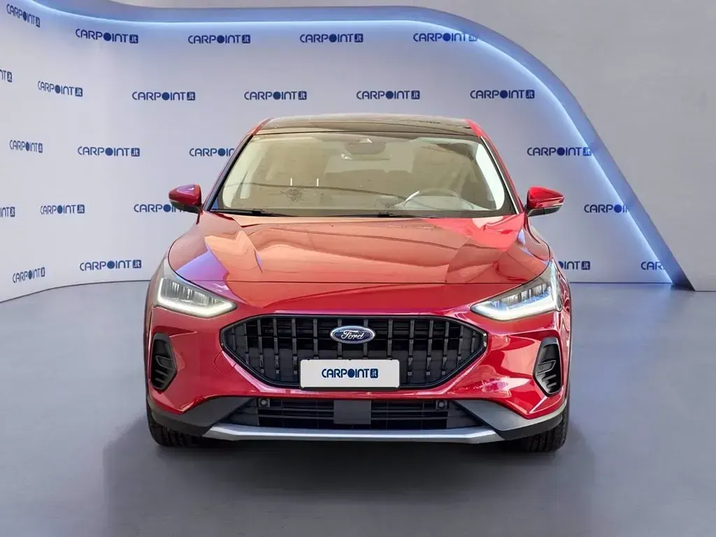 Usata Ford Focus Active 125 CV (91 kW) 2023 Rosso SUV