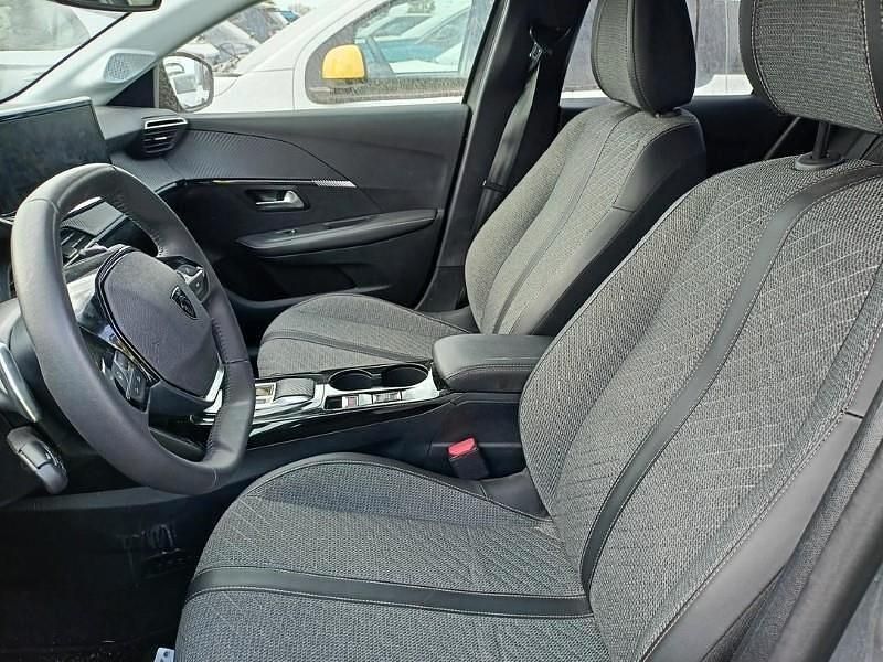 Usata Peugeot 208 Allure 100 CV (73 kW) 2025 Grigio Utilitaria