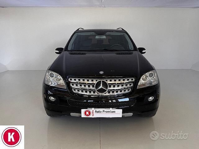 Usata Mercedes 280 190 CV (139 kW) 2007 Nero Station wagon