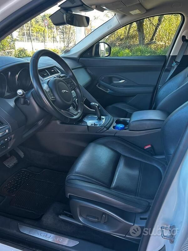 Usata Jaguar E-Pace 200 CV (147 kW) 2019 Bianco SUV