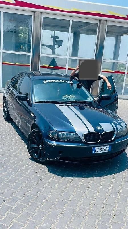 Usata BMW 320 150 CV (110 kW) 2004 Blu Berlina