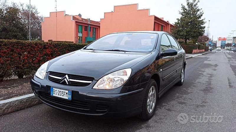 Grigio Usata 2003 Citroën C5 Tre volumi | 2900 € - Immagine 1/4