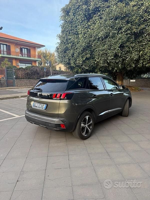 Usata Peugeot 3008 Allure 130 CV (95 kW) 2020 Grigio SUV