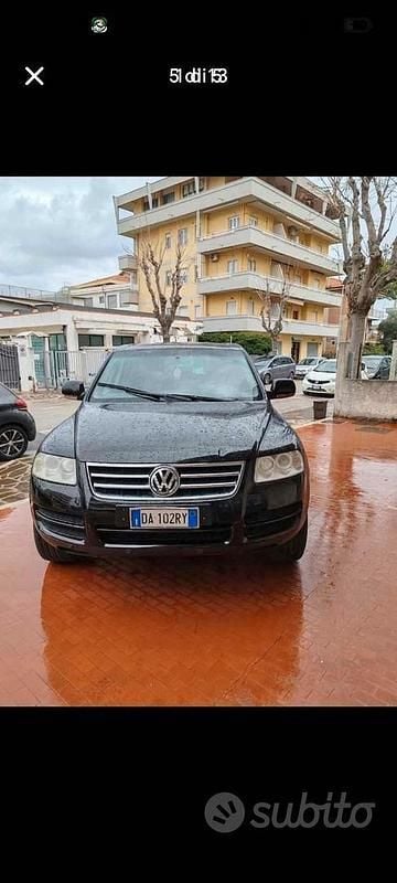Usata VW Touareg 174 CV (127 kW) 2006 Nero SUV