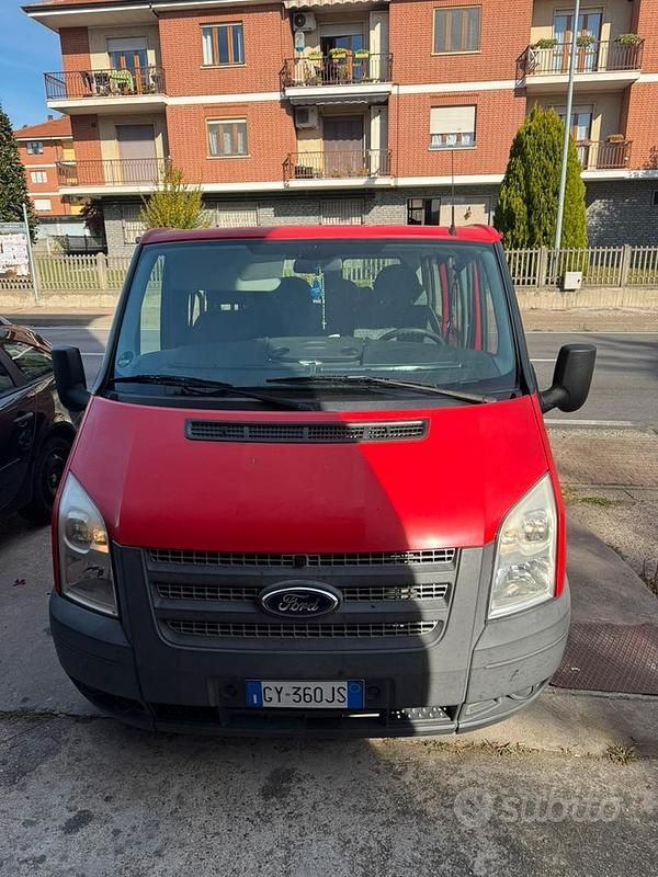 Usata Ford Transit 101 CV (74 kW) 2013 Rosso Berlina