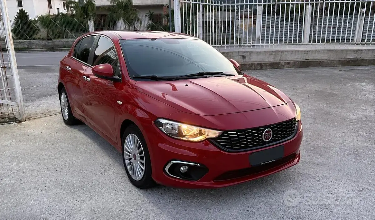 Usata Fiat Tipo 76 CV (55 kW) 2017 Berlina