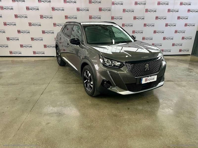 Usata Peugeot 2008 Allure 110 CV (80 kW) 2022 Grigio SUV