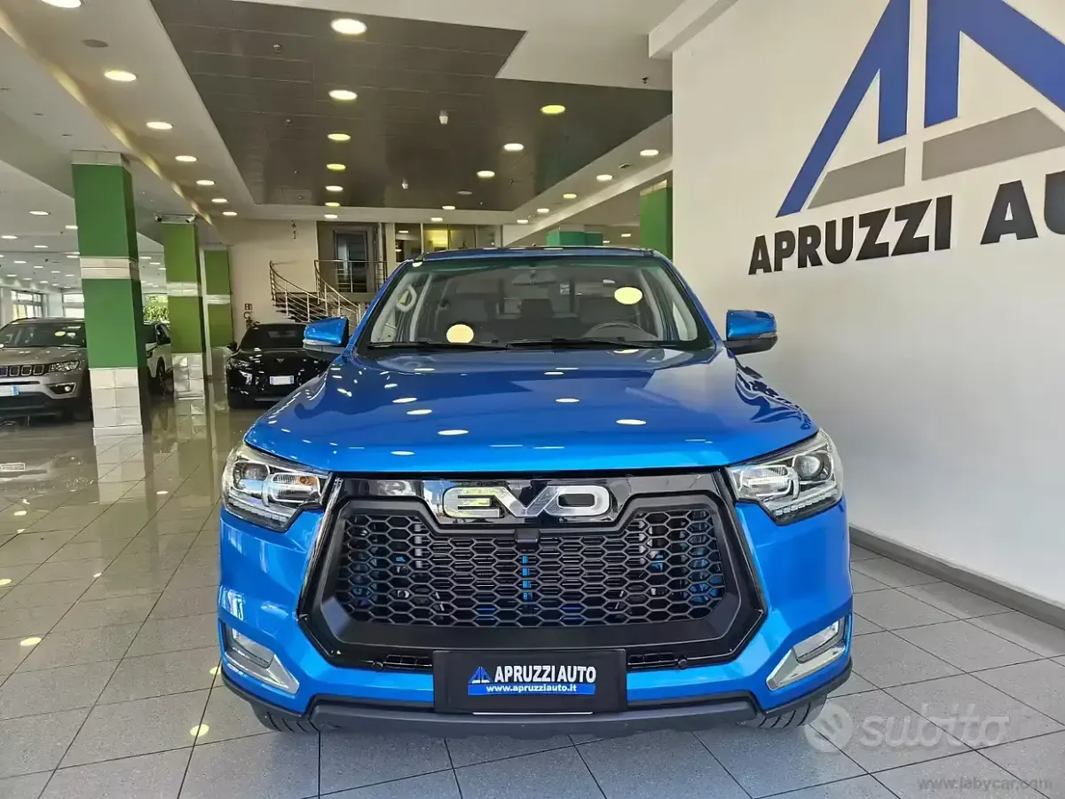 Usata EVO Cross 4 136 CV (100 kW) 2024 Blu Pick-up