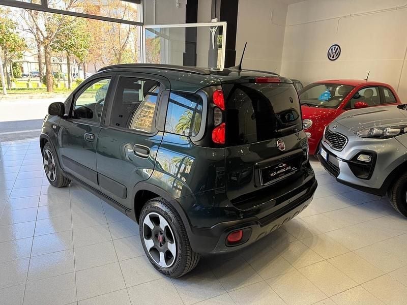 Usata Fiat Panda Cross Cross 70 CV (51 kW) 2024 Verde Utilitaria