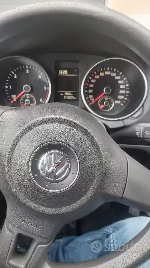 Usata VW Golf VI 105 CV (77 kW) 2010 Grigio Utilitaria