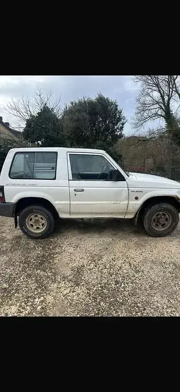 Usata Mitsubishi Pajero Top 99 CV (72 kW) 1993 SUV